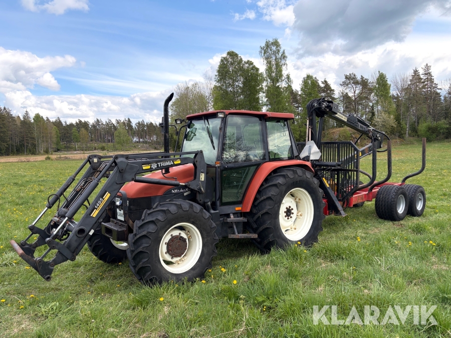 Skogsekipage New Holland/Möre Maskiner L95DT/SF9 med ramstyrning, radiostyrd vinsch och 6,7 m kran