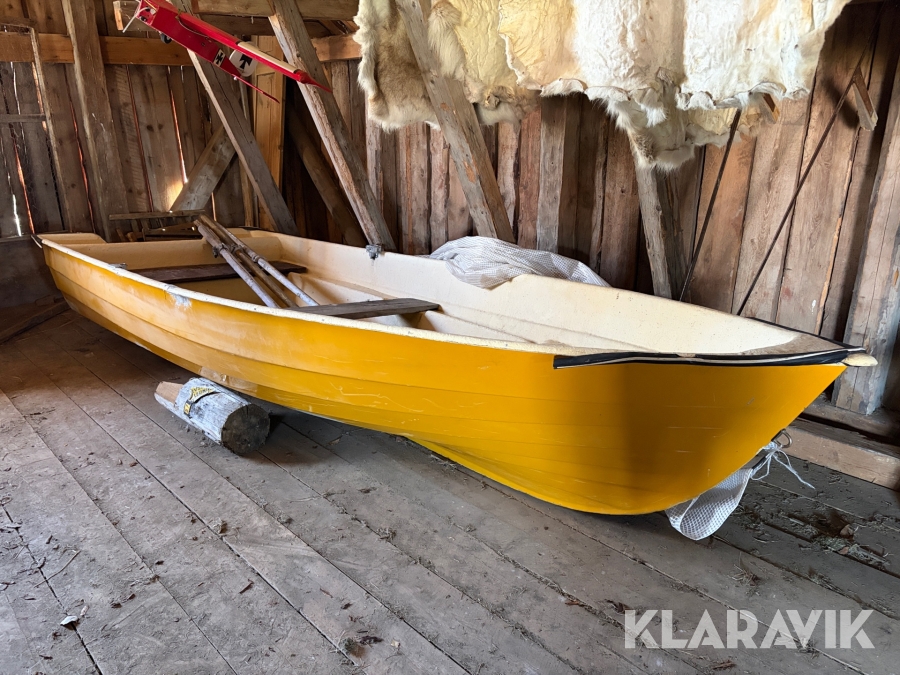 Glasfiberbåt 410 cm