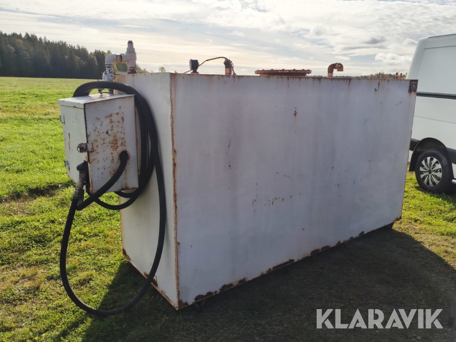 Farmartank AB Karlqvist & Johansson /pump & räkneverk
