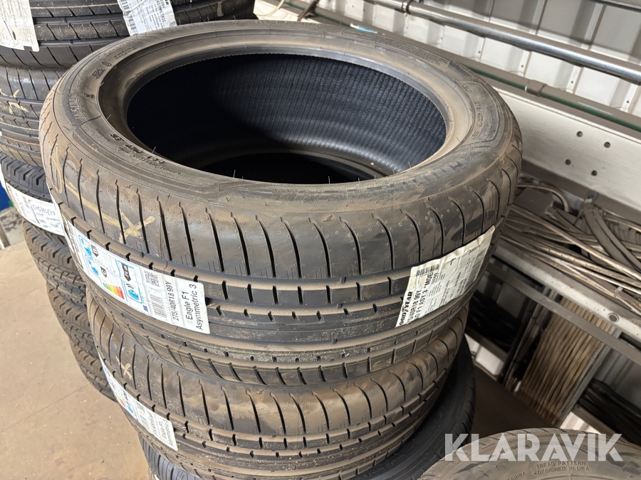 Sommardäck GoodYear RunFlat Eagle F1 asymmetric 3 275/40R18 2st