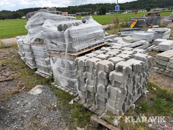 Gräsmunk St Eriks 210x210x100 naturgrå ca 51m2