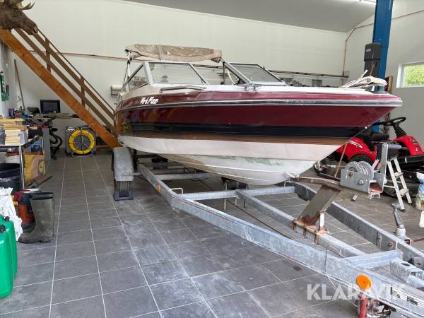 Motorbåt Magnum Wetfun med 80 trailer