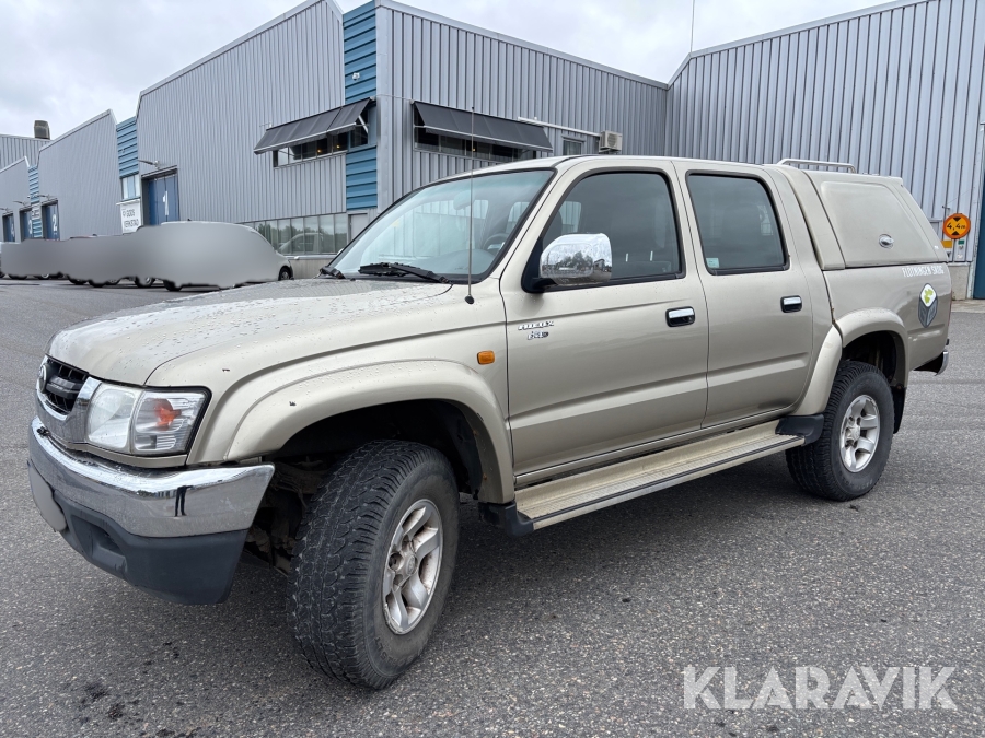 Pickup Toyota Hilux 2.5 TD 4WD (100hk)