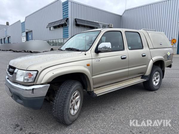 Pickup Toyota Hilux 2.5 TD 4WD (100hk)