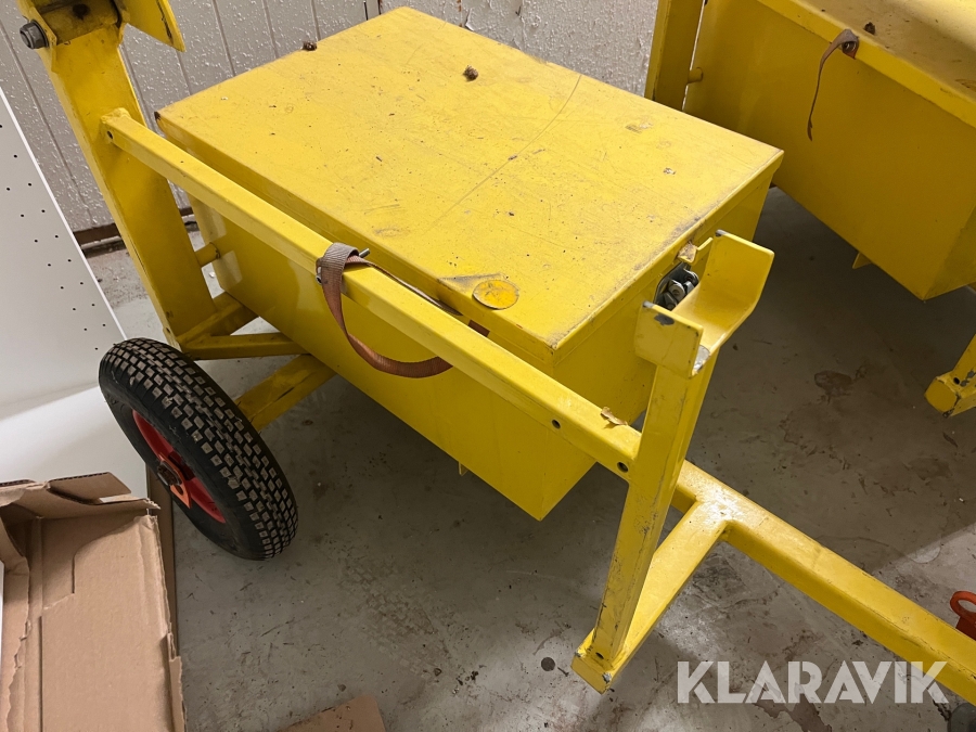 Berlex R6 Mobilt trafikljus Berlex R6, Askersund, Klaravik auktioner