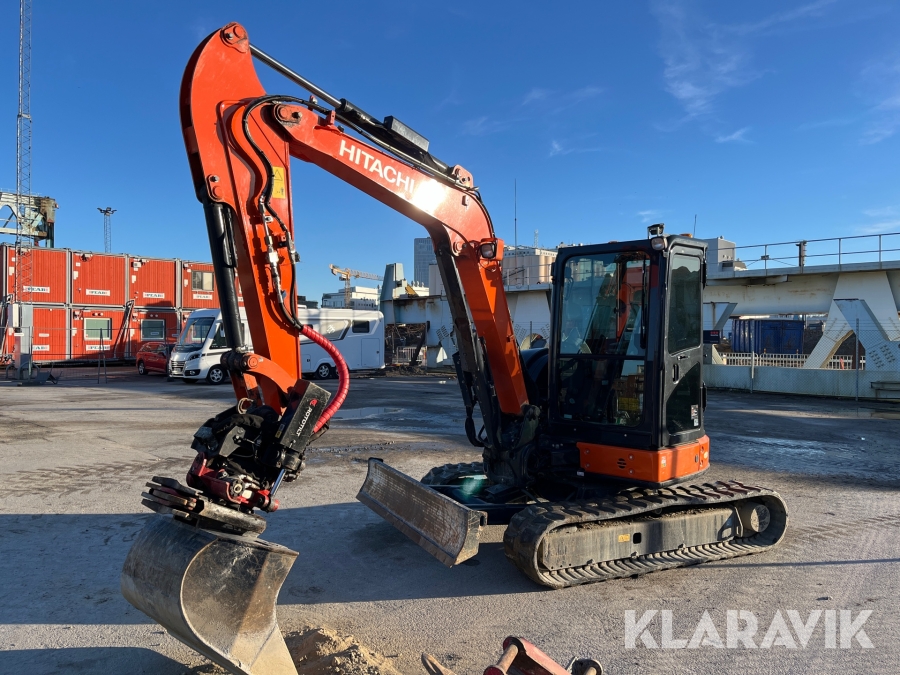 Grävmaskin Hitachi ZX 55U-5 med redskap