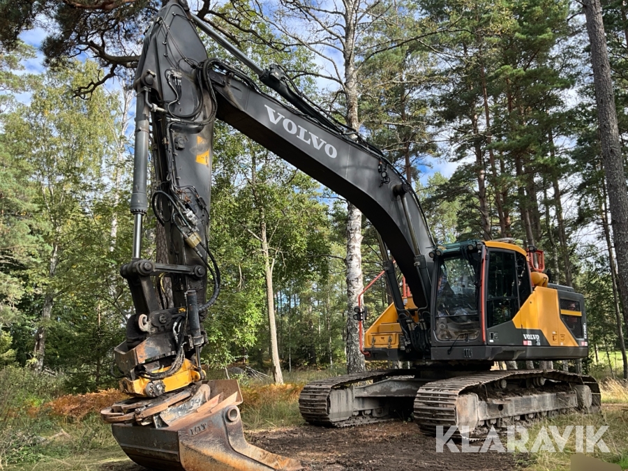 Grävmaskin Volvo EC 250EL med grävsystem  Leica iCon, rotator & redskap