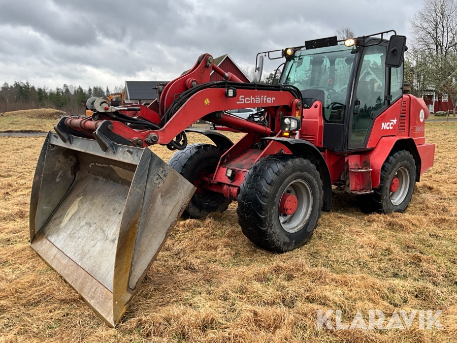 Hjullastare Schäffer 8600Z inklusive redskap