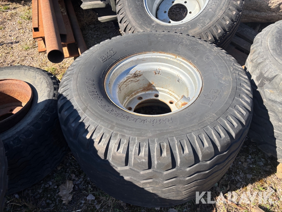 Vagnsdäck BKT 500/50-17 8-bult