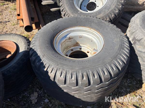 Vagnsdäck BKT 500/50-17 8-bult