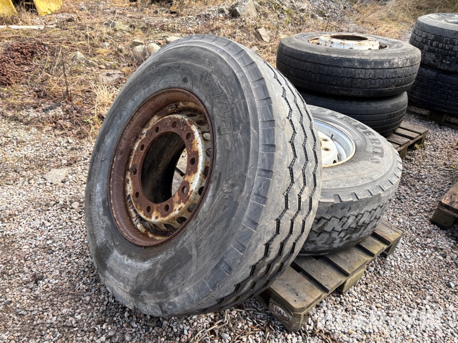 Lastbilsdäck 385/65R22.5