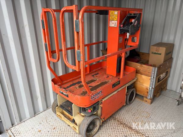 Pelarlift JLG 1230 ES