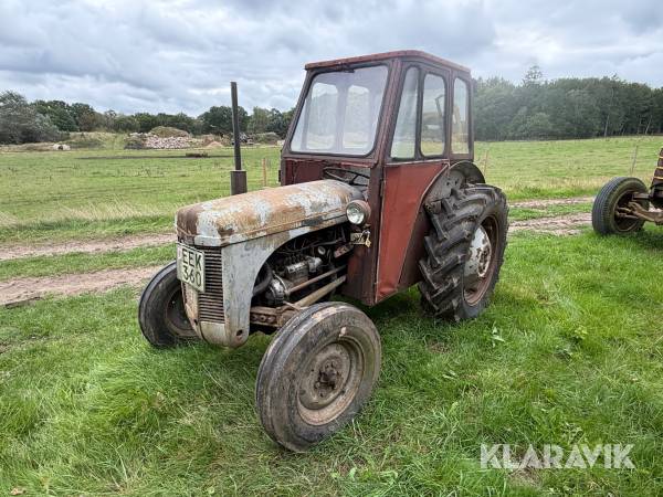 Traktor Ferguson TEF