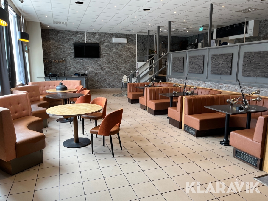 Restaurangmöbler och belysning