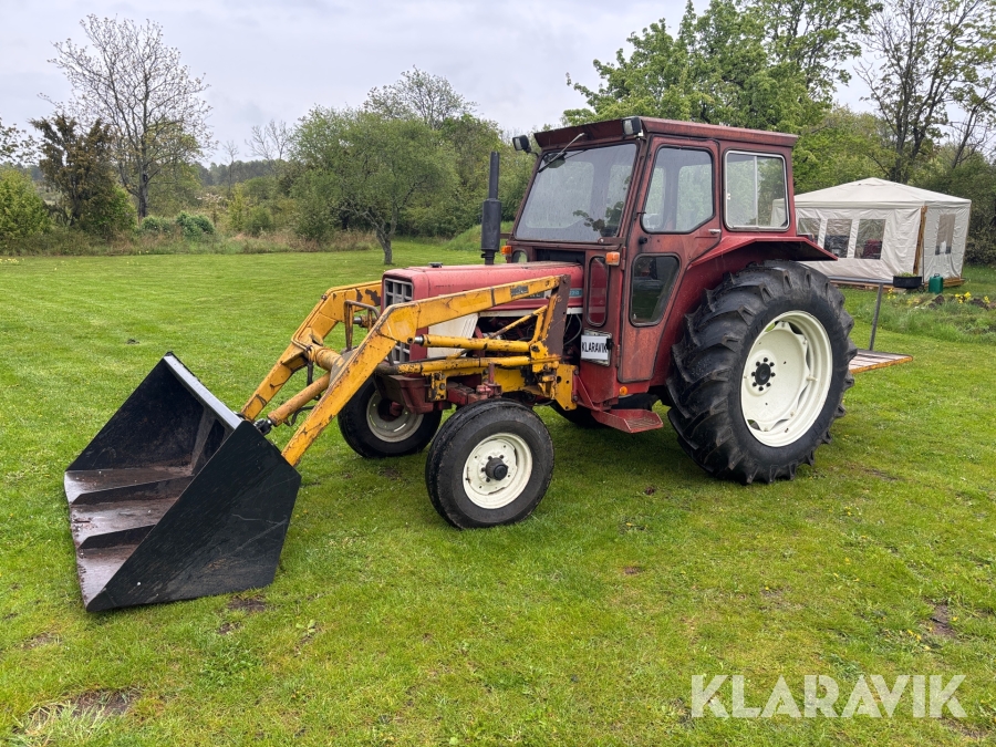 Traktor International 574