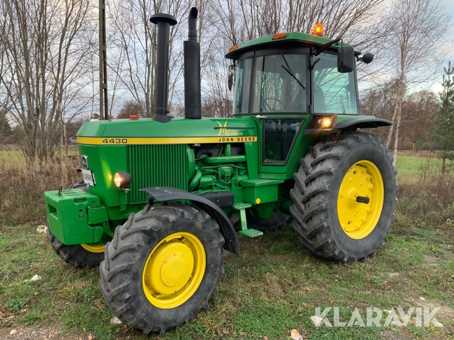 Veterantraktor John Deere 4430