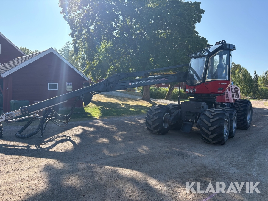 Skördare Komatsu 901