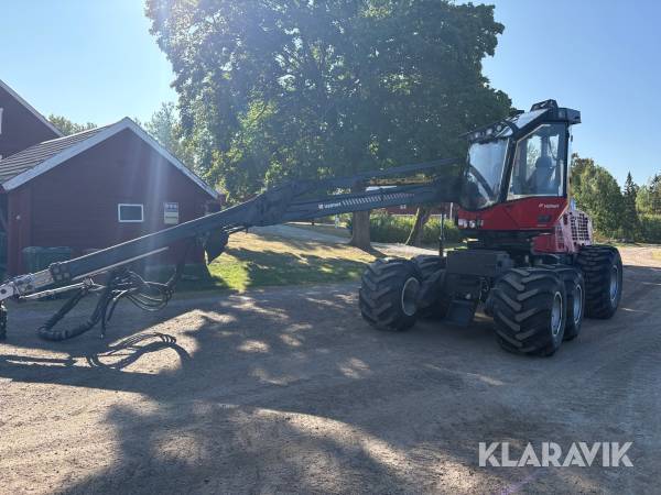 Skördare Komatsu 901
