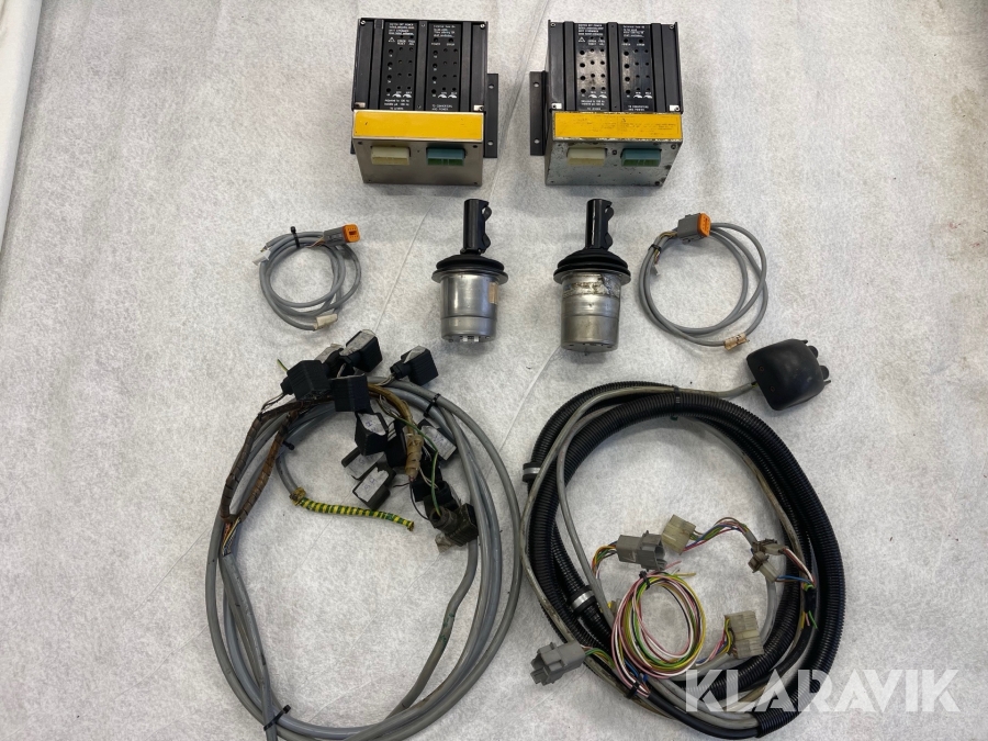 Styrsystem med spakar Ips system