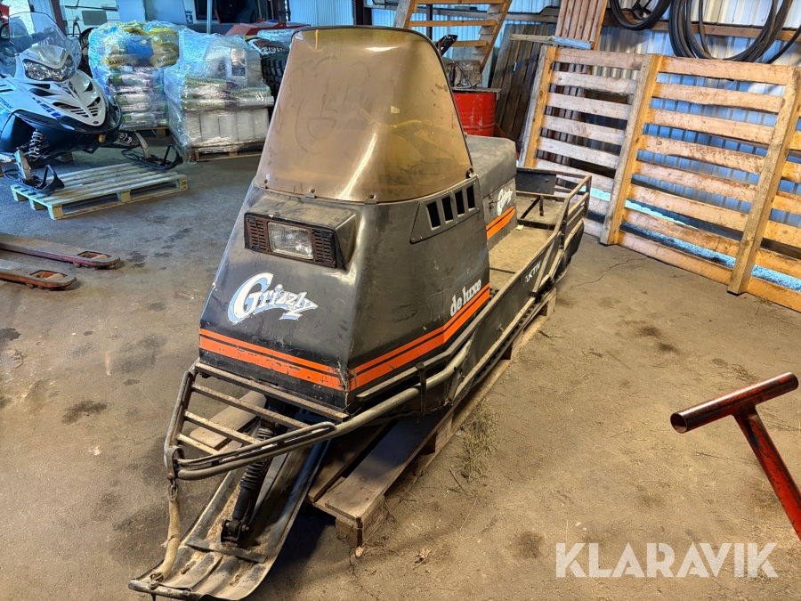 Snöskoter Grizzly deluxe