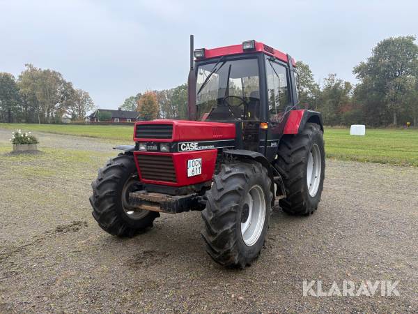 Traktor Case IH 844XL