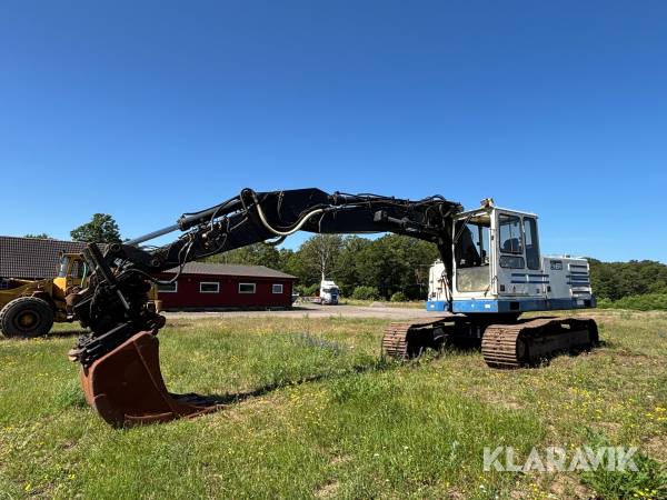 Grävmaskin Volvo EC200 med tiltrotator och skopa