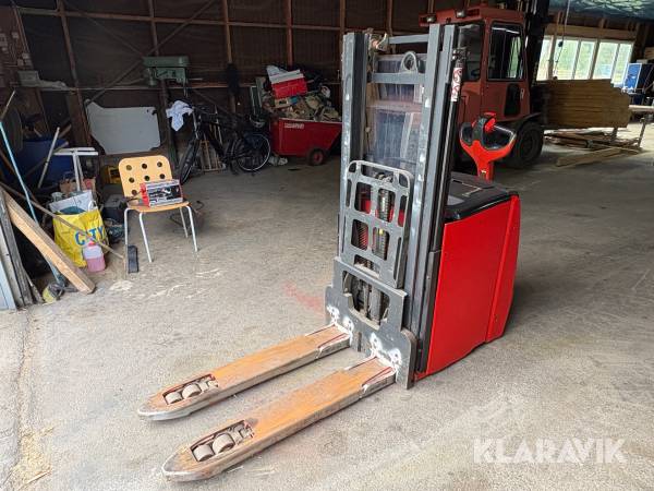 Ledstaplare Linde D10