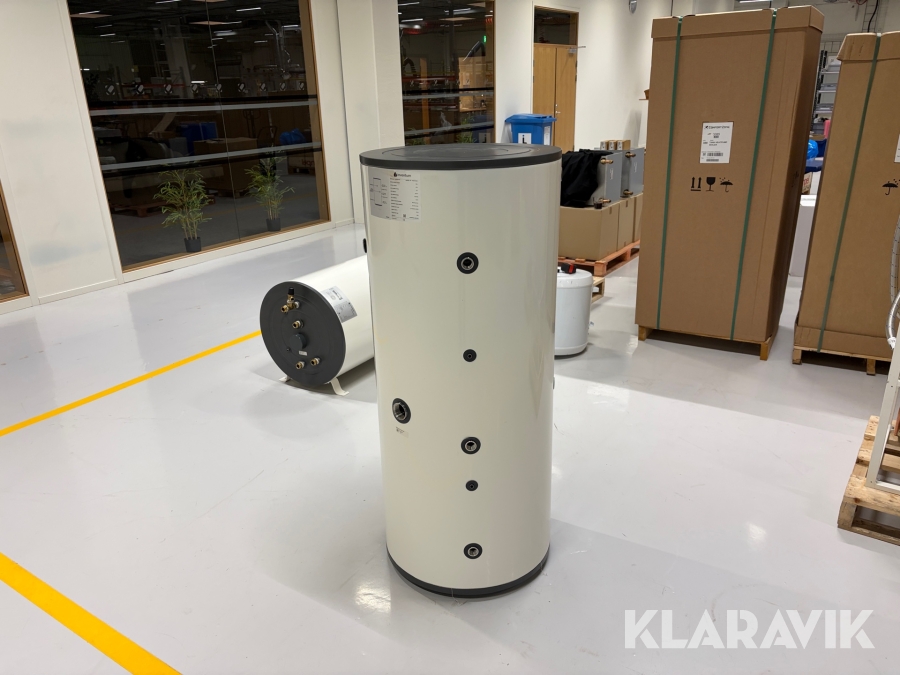 Varmvattentank/ackumulatortank Inventum 180L HPB 180 M.A