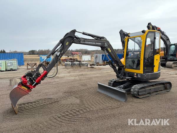 Grävmaskin Volvo ECR38 med tiltrotator och 2 st skopor