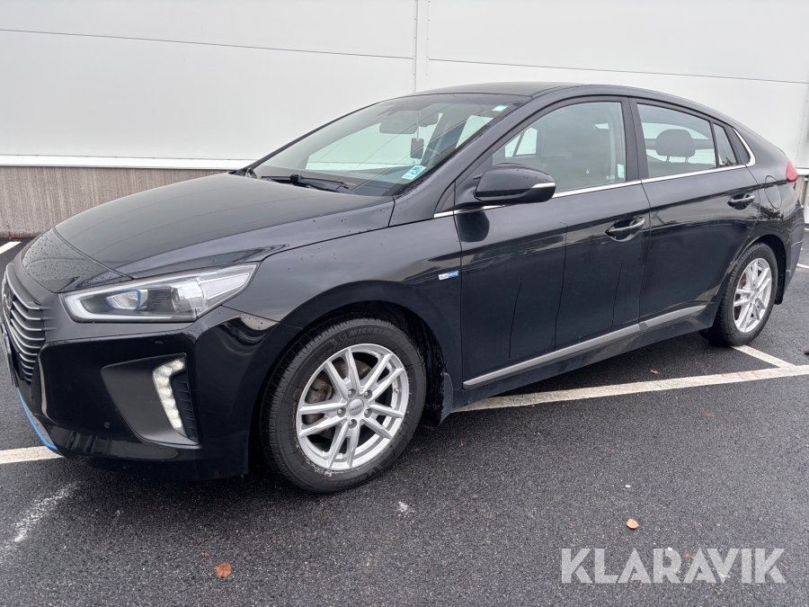 Hyundai Ioniq hybrid