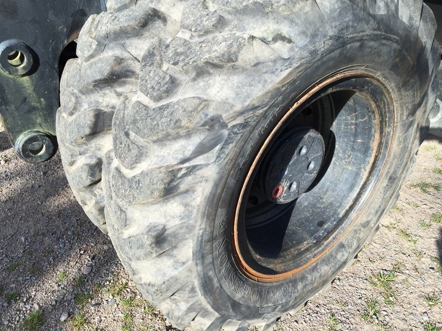 CAT M312 med vagn