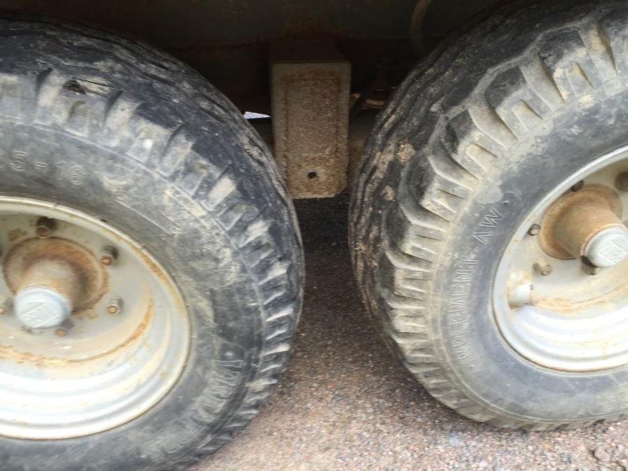 CAT M312 med vagn