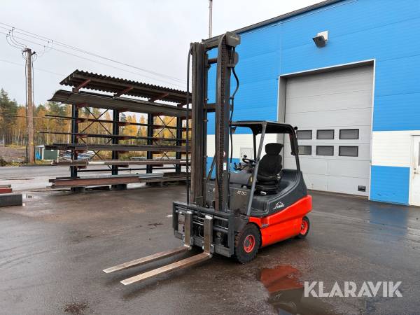Truck Linde E30-02