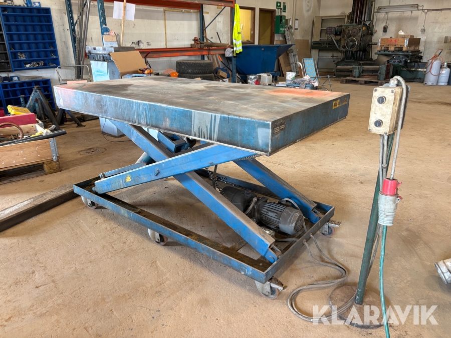 Saxlyft Ingenjörsfirman JX-15/110-2C lyftbord