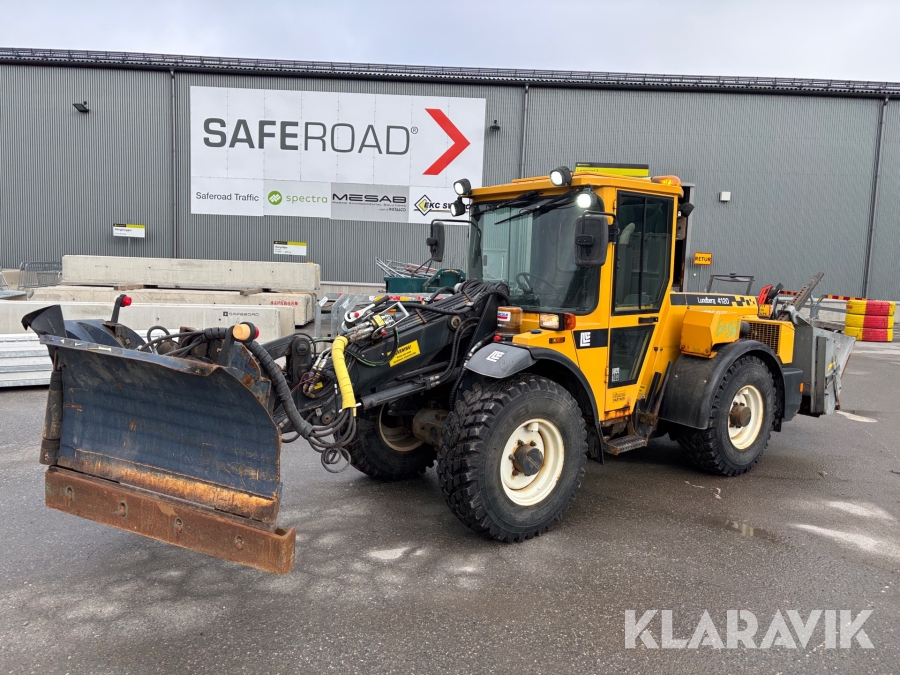 Redskapsbärare Lundberg 4120LS med redskap