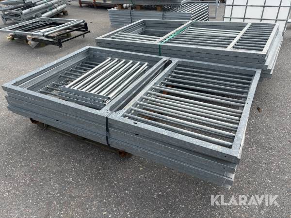 Skjutgrindar till stall Myrby 6st