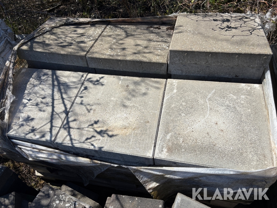 Trädgårdsplattor 420x420mm. ca 6 m²