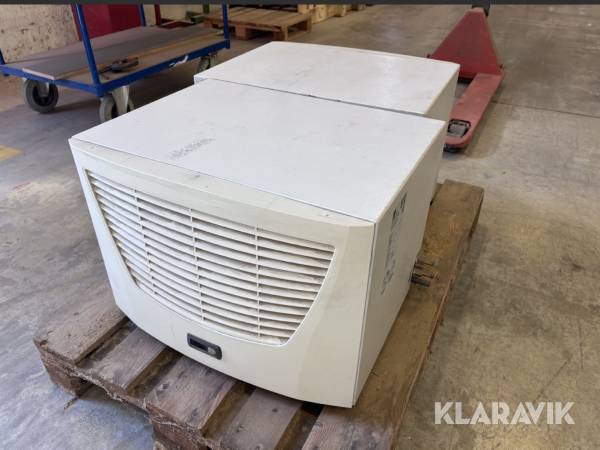 Apparatskåps AC - Luft/vatten kylare Rittal SK3210500