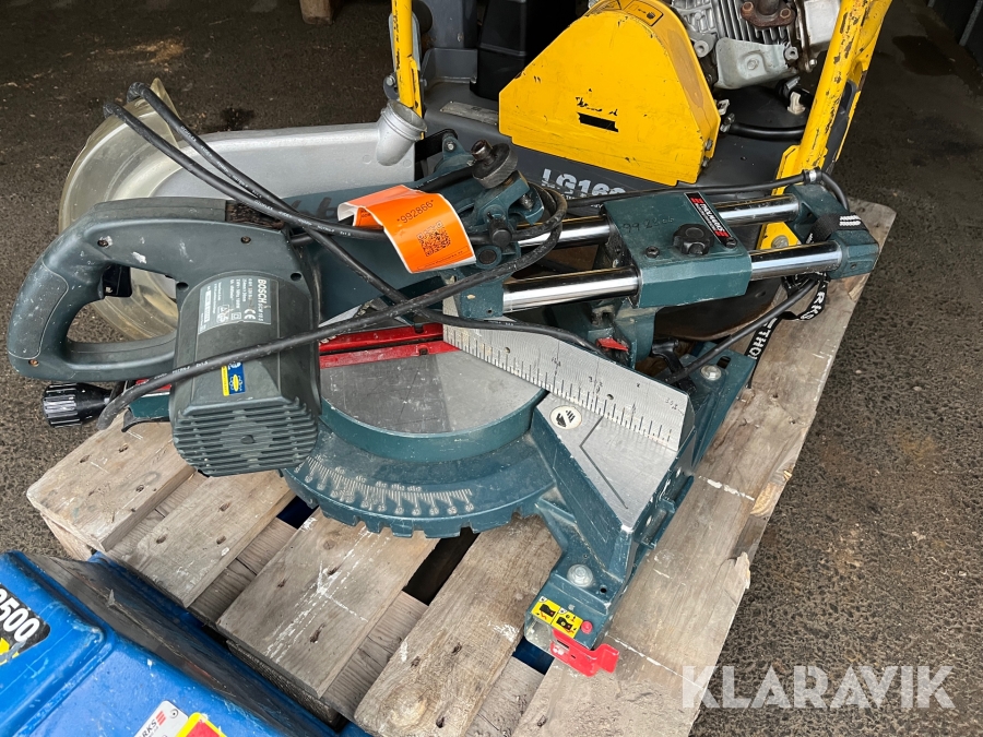 Kap/geringsåg Bosch GCM10S