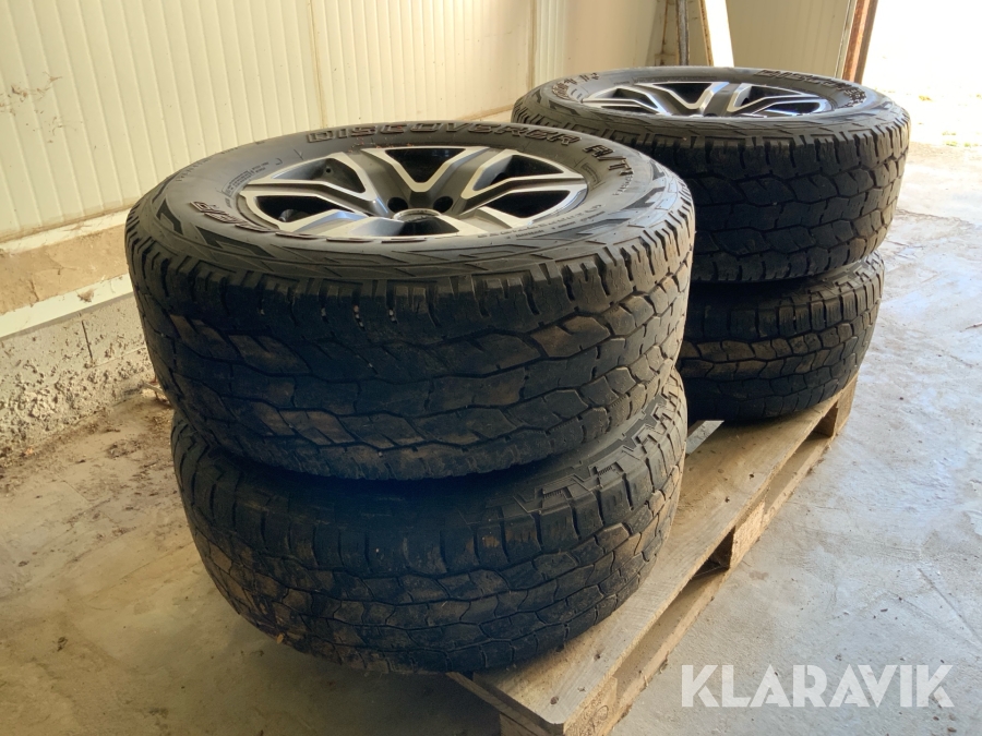 Däck på fälg Cooper 275/65R18 4 st