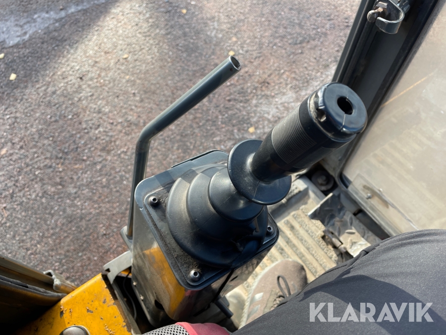 Grävmaskin JCB 801.4, Mönsterås, Klaravik auktioner