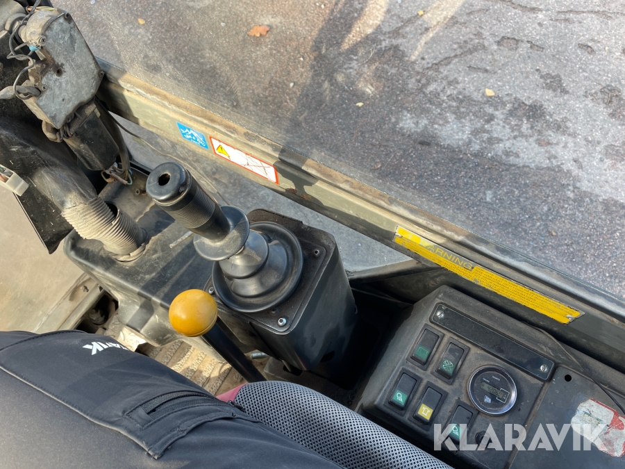 Grävmaskin JCB 801.4, Mönsterås, Klaravik auktioner