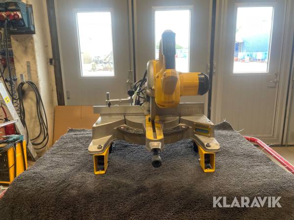 Kap&geringsåg Dewalt DWS777