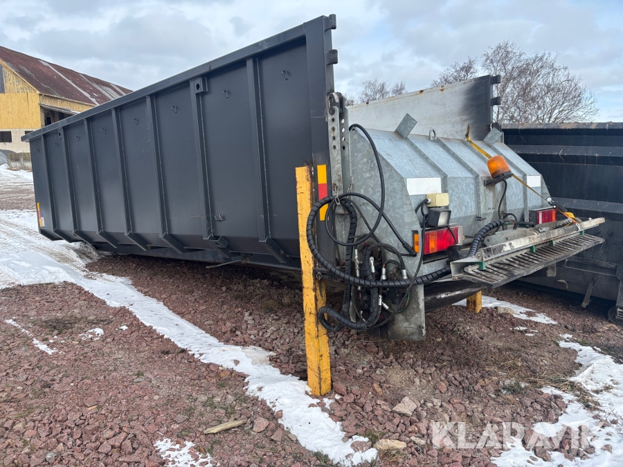 Lastväxlarflak Flakab 22m3 med sandspridare