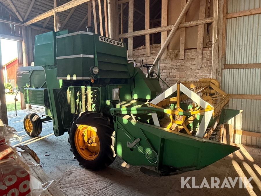 Skördetröska Volvo BM M800