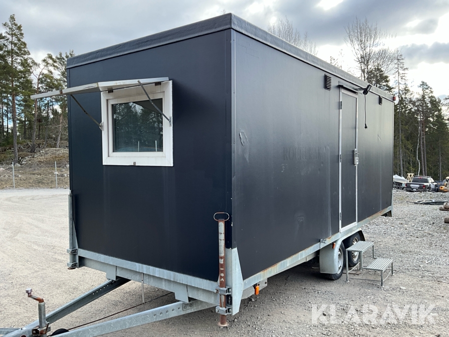 Personalvagn med 8st skåp, wc och dusch