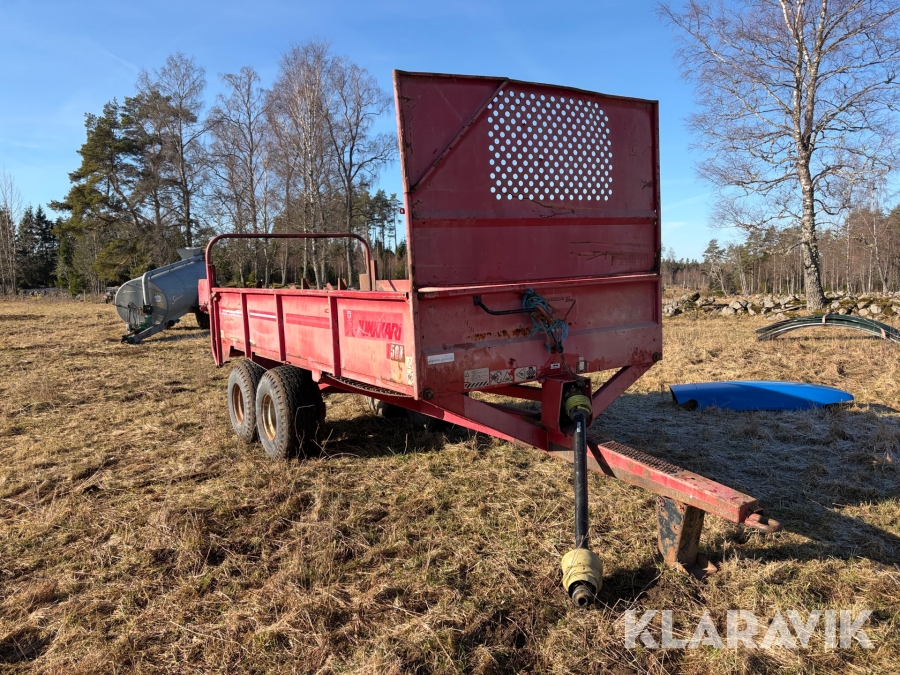 Fastgödselspridare Junkkari ESK 7500