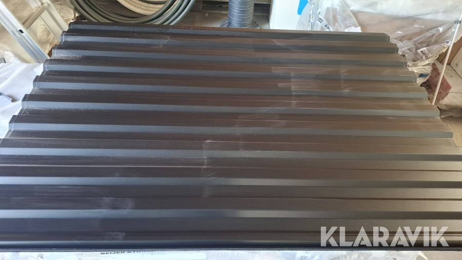 Takplåt Plannja P20-105, Nacka, Klaravik auktioner