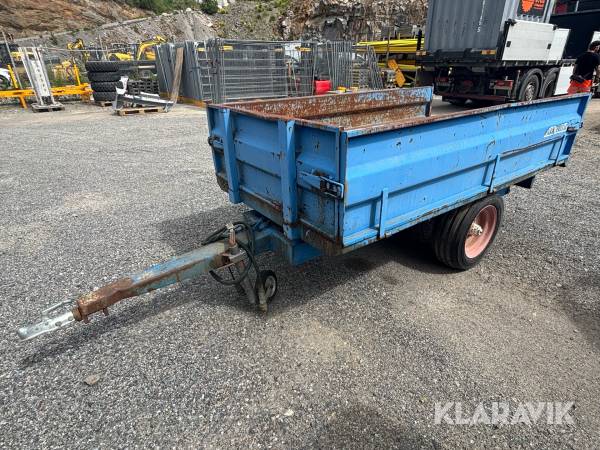Traktorkärra med tipp