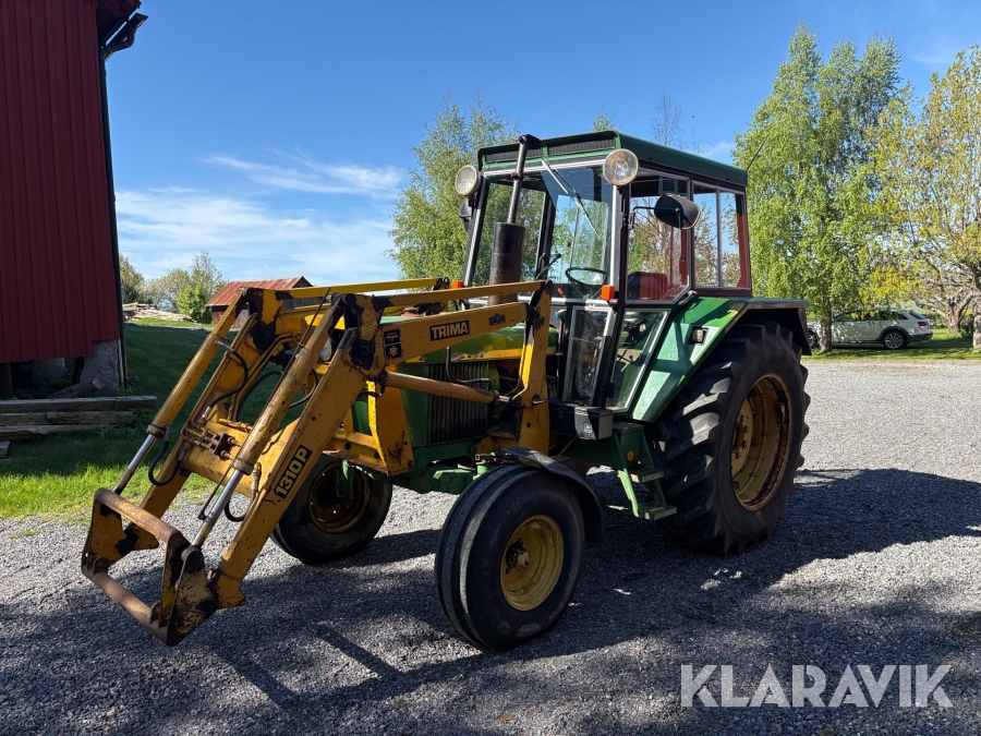 Traktor John Deere 2130